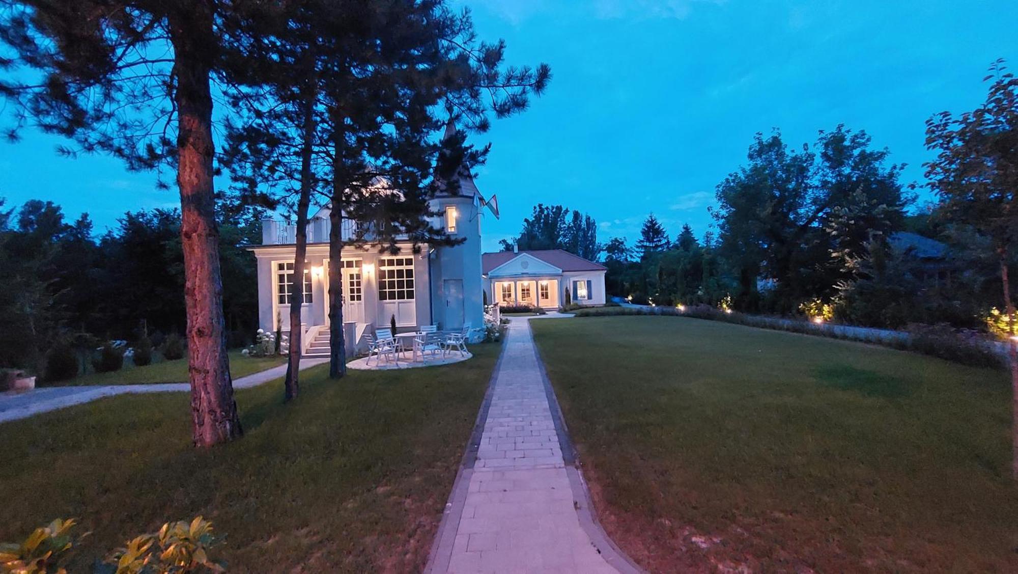 Schieszl Villa 자르마디 외부 사진